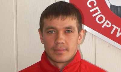 Футболист Юрицин  Евгений, Юрицин Евгений (Juricin-Evgenij) - Химик Новомосковск, полузащитник